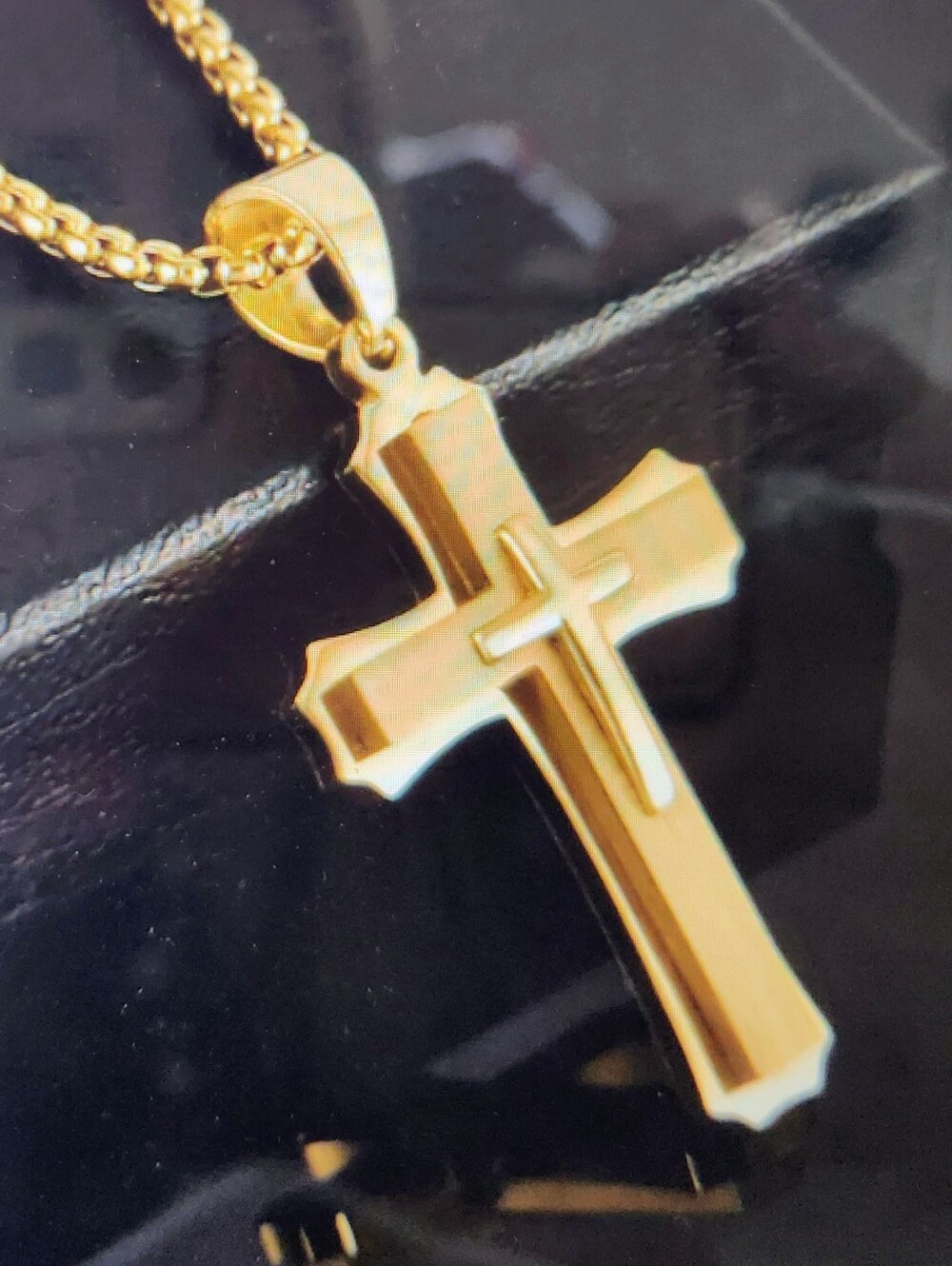 Gold Cross Pendant Necklace - Classic Religious Jewelry